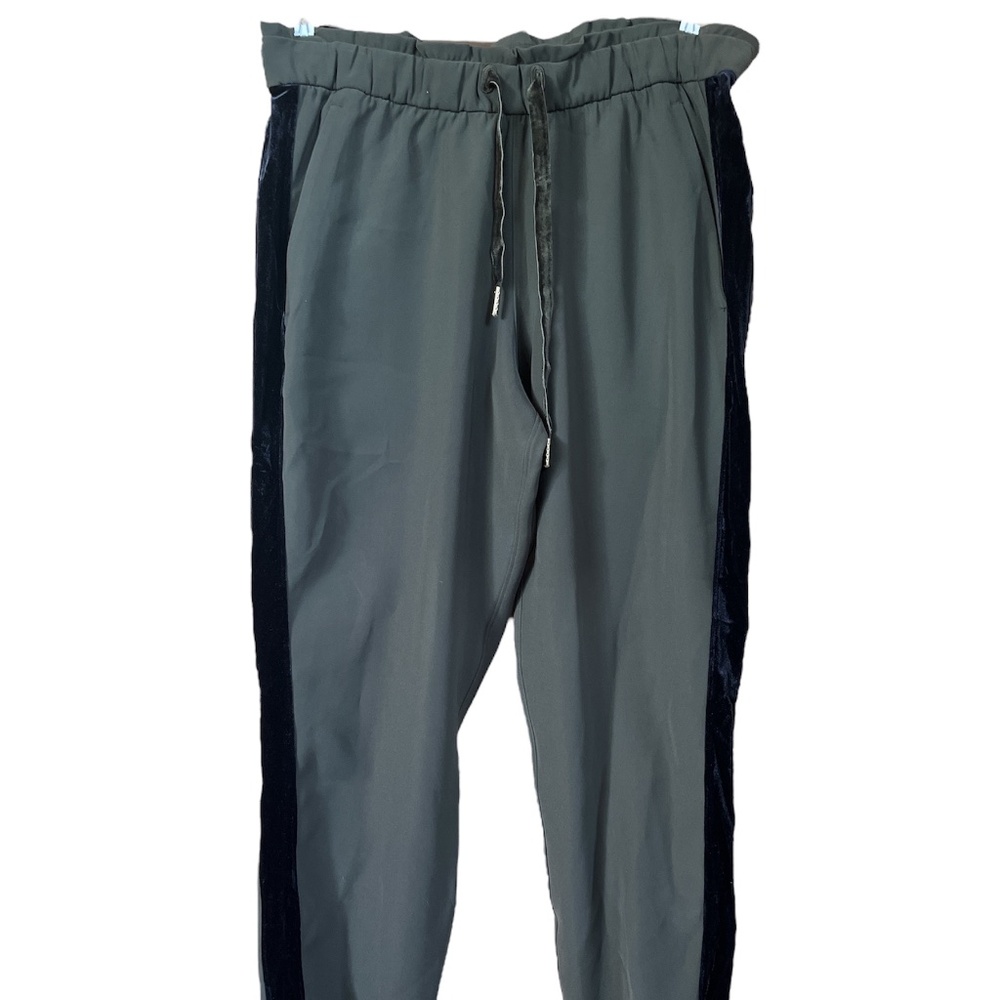 Lululemon On the Fly Jogger